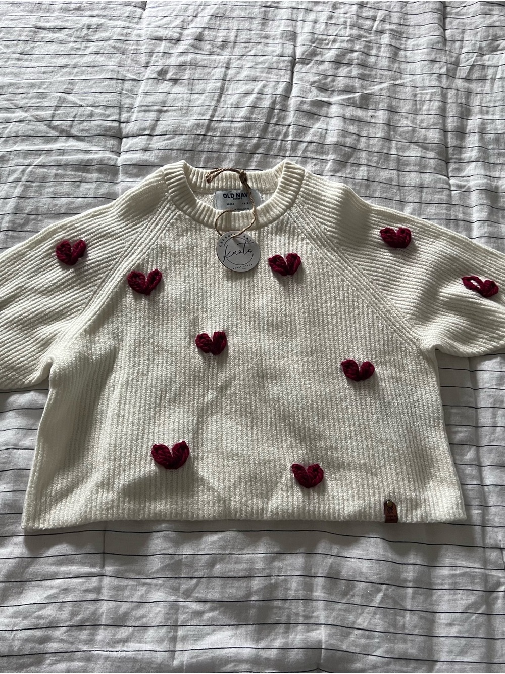 3/$50 ✨ —  BNWT Hand-Embriodered Hearts sweater from Georgian Bay Knot Co size 5
